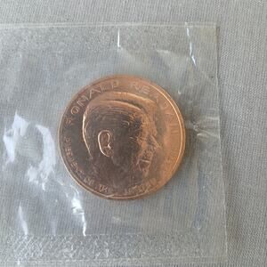 Ronald Reagan Bronze Medal 1 5/16 inch Vintage 80s sealed in original packaging